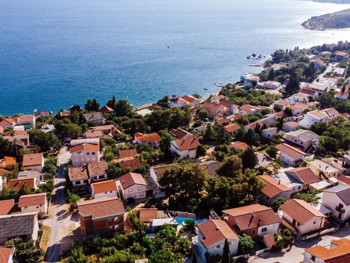Beautiful Holiday Home With Private Pool, Nice Garden With Relax Area, Taverne Maslenica Zewnętrze zdjęcie