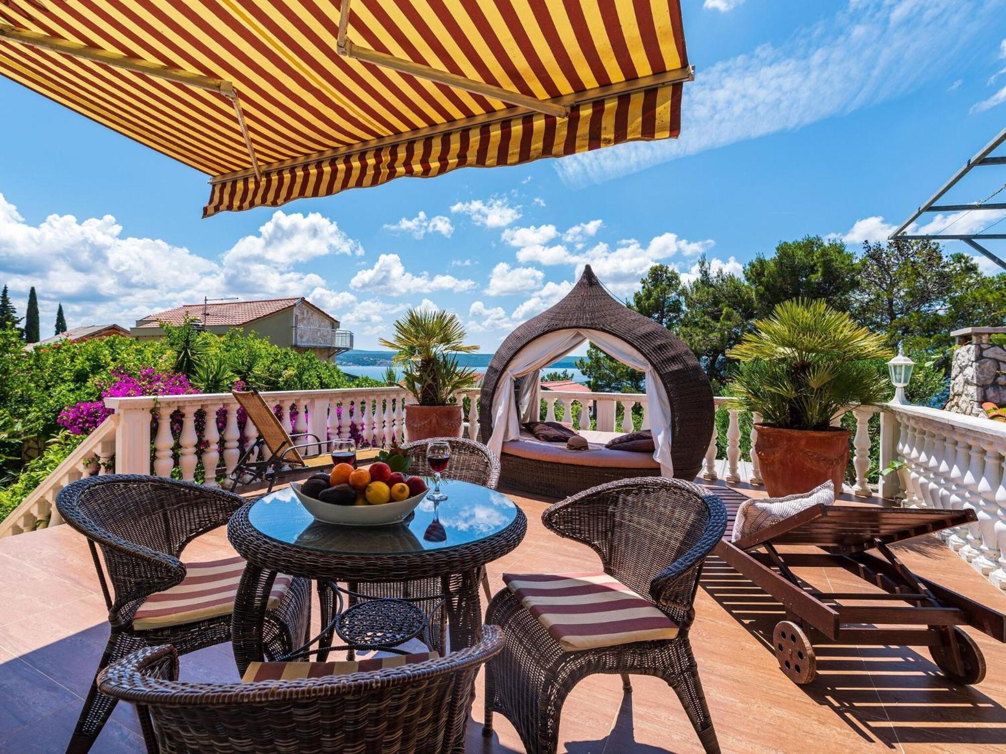 Beautiful Holiday Home With Private Pool, Nice Garden With Relax Area, Taverne Maslenica Zewnętrze zdjęcie
