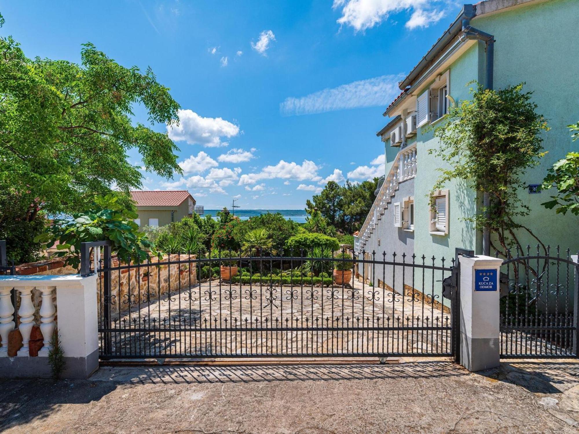 Beautiful Holiday Home With Private Pool, Nice Garden With Relax Area, Taverne Maslenica Zewnętrze zdjęcie