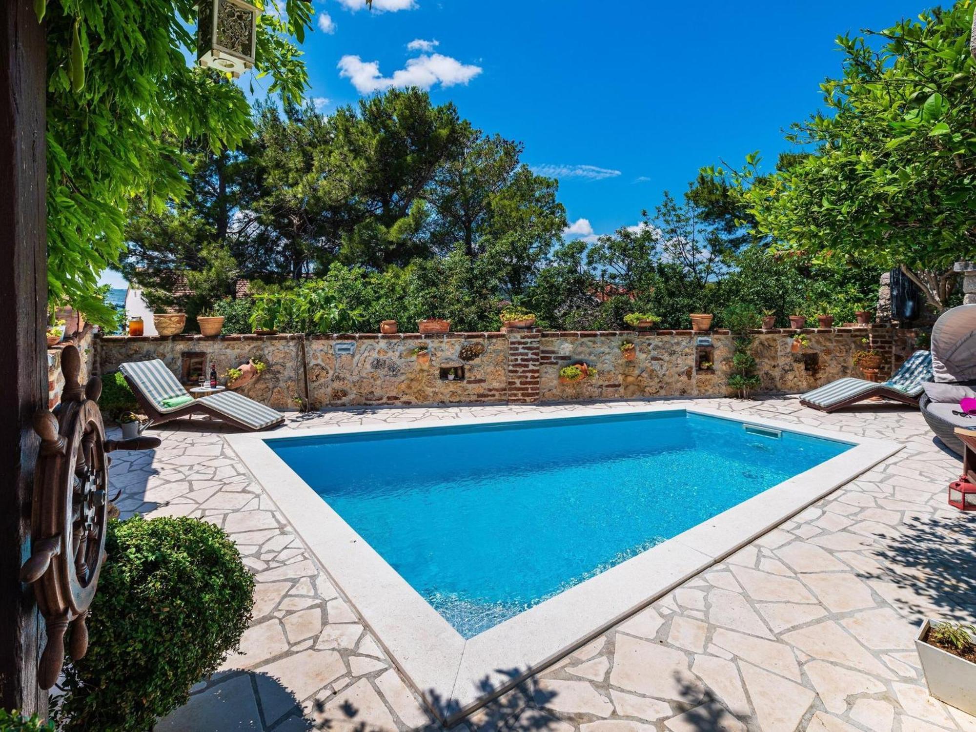 Beautiful Holiday Home With Private Pool, Nice Garden With Relax Area, Taverne Maslenica Zewnętrze zdjęcie