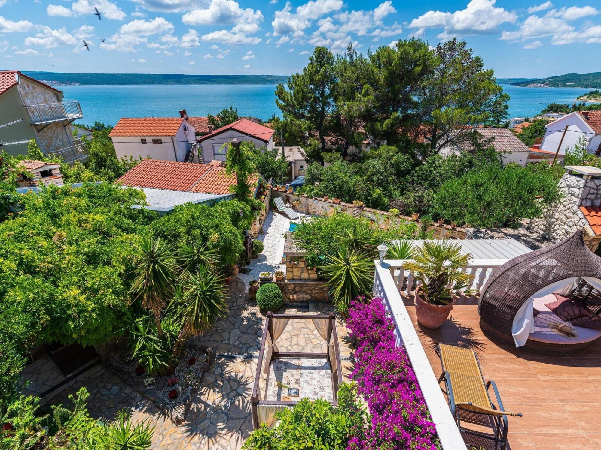 Beautiful Holiday Home With Private Pool, Nice Garden With Relax Area, Taverne Maslenica Zewnętrze zdjęcie